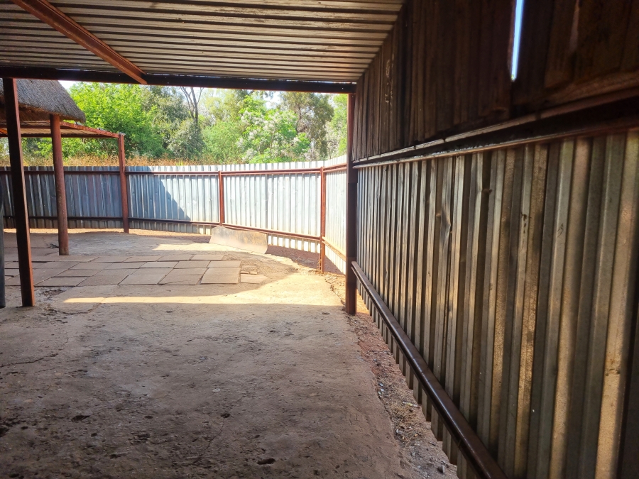 Commercial Property for Sale in Renosterfontein A H North West